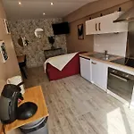 بيت للعطل La Chaumiere *