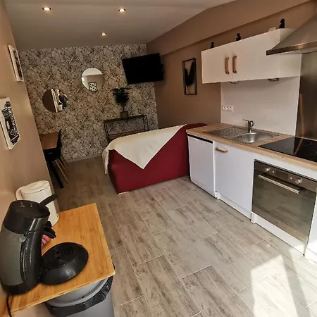 بيت للعطل La Chaumiere *