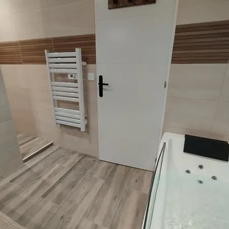 بيت للعطل La Chaumiere *