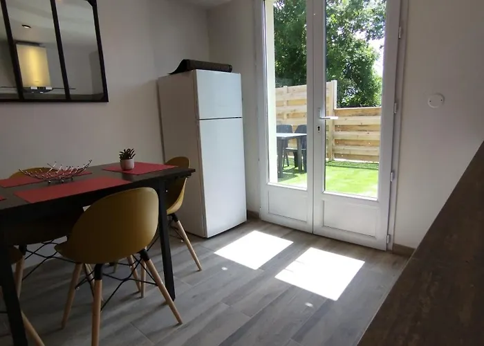 Holiday home La Chaumiere Longues-sur-Mer